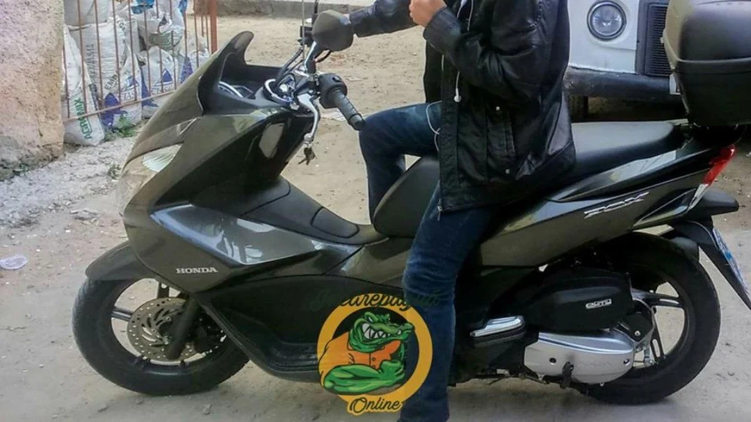 [Roubo][Moto] [Centro Metropolitano] "Roubaram minha moto ontem por volta das 19:30 no cruzamento ao lado da estação