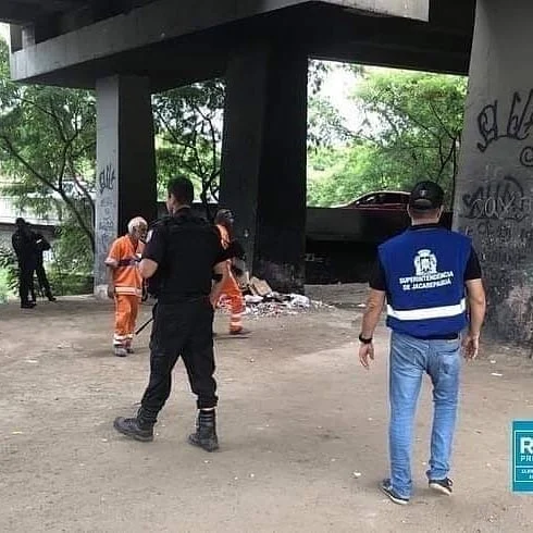 📳 Nessa quinta-feira executamos uma outra ação embaixo da Linha Amarela, na Cidade de Deus com objetivo de dar fim à