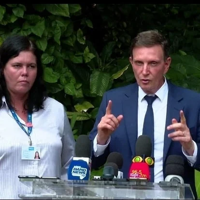 🛑 Crivella diz que vai cancelar a concessão da Linha Amarela 🛑