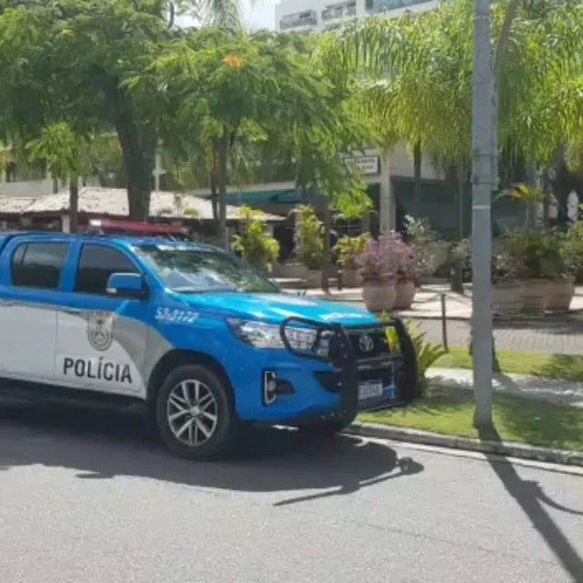 CONSCIENTIZAÇÃO DA POPULAÇÃO PARA EVITAR AGLOMERAÇÃO EM LOCAIS PÚBLICOS