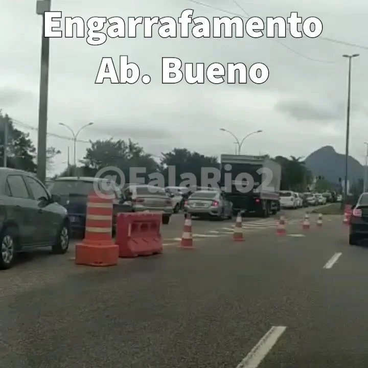 OBRA NA AV EMB ABELARDO BUENO