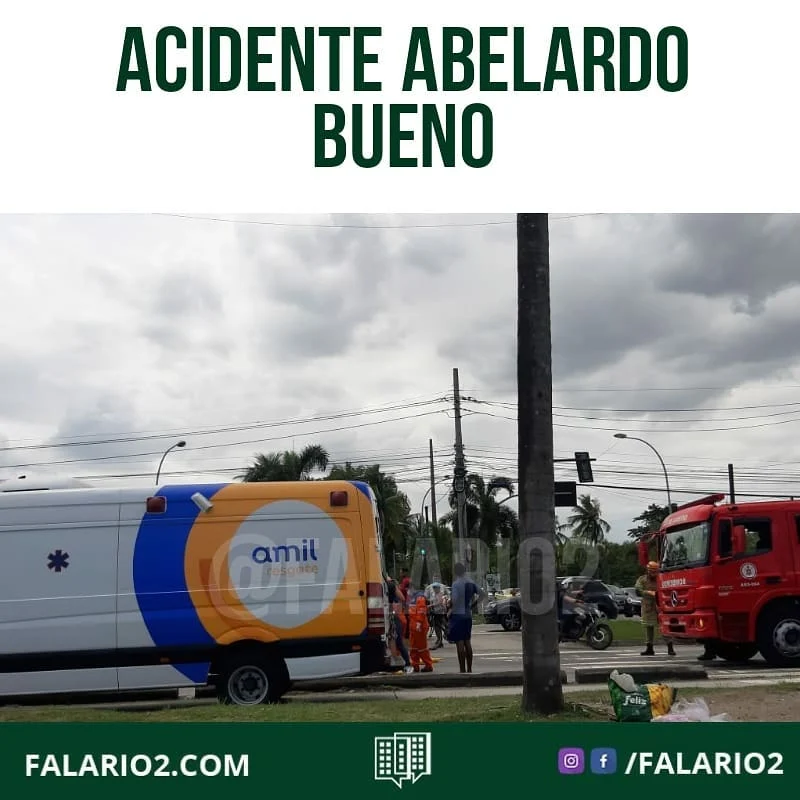 12:40 Acidente envolvendo moto de aplicativo e carro de passeio.