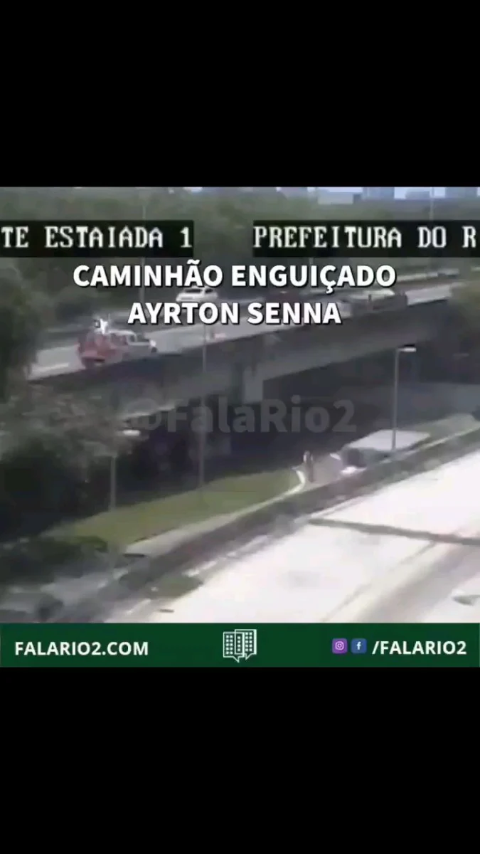 10:51 AV AYRTON SENNA  caminhão enguiçado provoca interdições na pista central do sentido orla, na Ponte Santos Dumont.