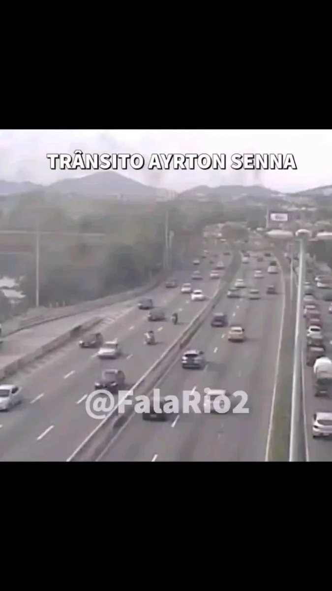 AV AYRTON SENNA tem trânsito lento com pontos de retenção no sentido orla, na altura da Gardênia.