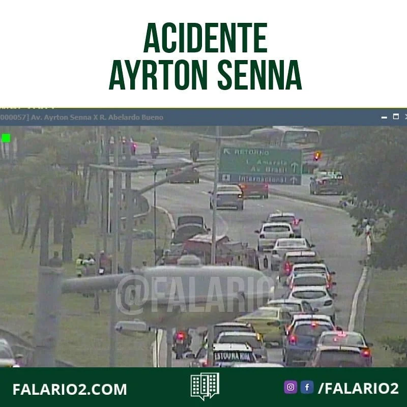 17:53 Trânsito lento na descida da Ponte Dom Eugênio Sales (ponte estaiada) para a Av.