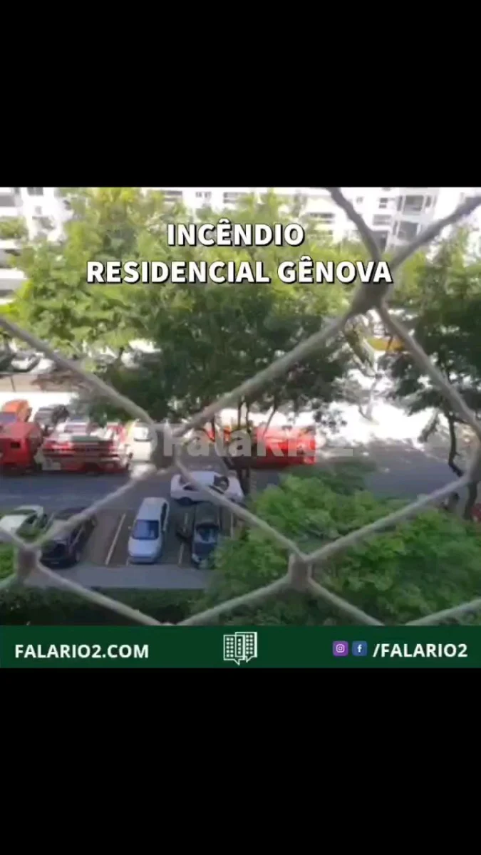 Quando os bombeiros chegaram, o incêndio já estava controlado.