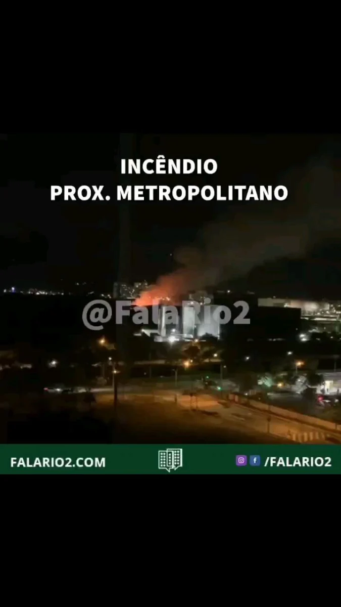 21:00 - Incêndio próximo ao Shopping Metropolitano.