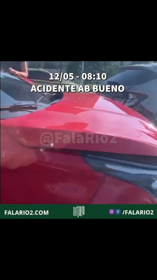 "Sinal, no retorno na Abelardo Bueno, em frente ao Parque Aquático às 8:10"