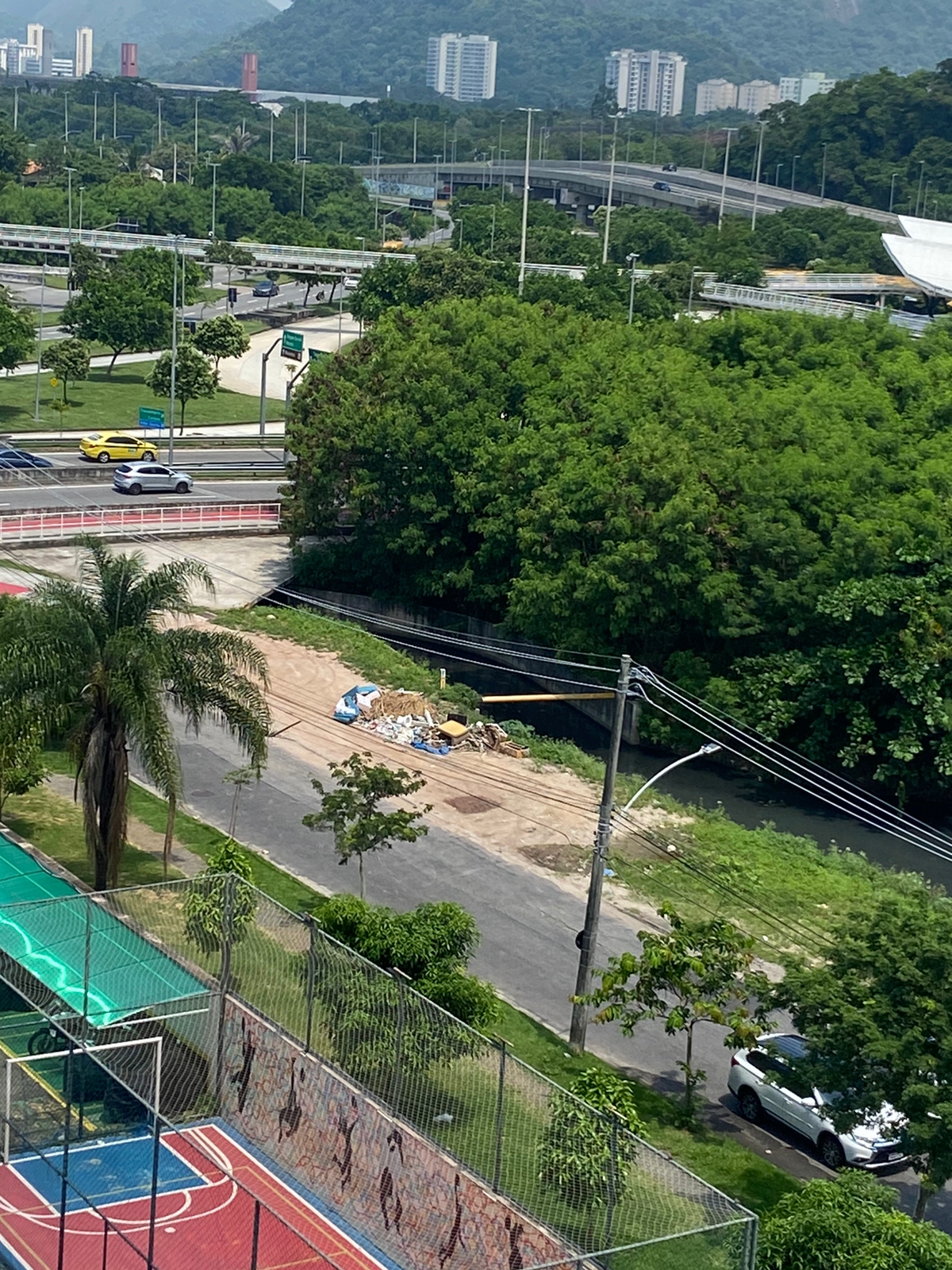 Lixo rio pavuninha - Rua Francisco de Paula