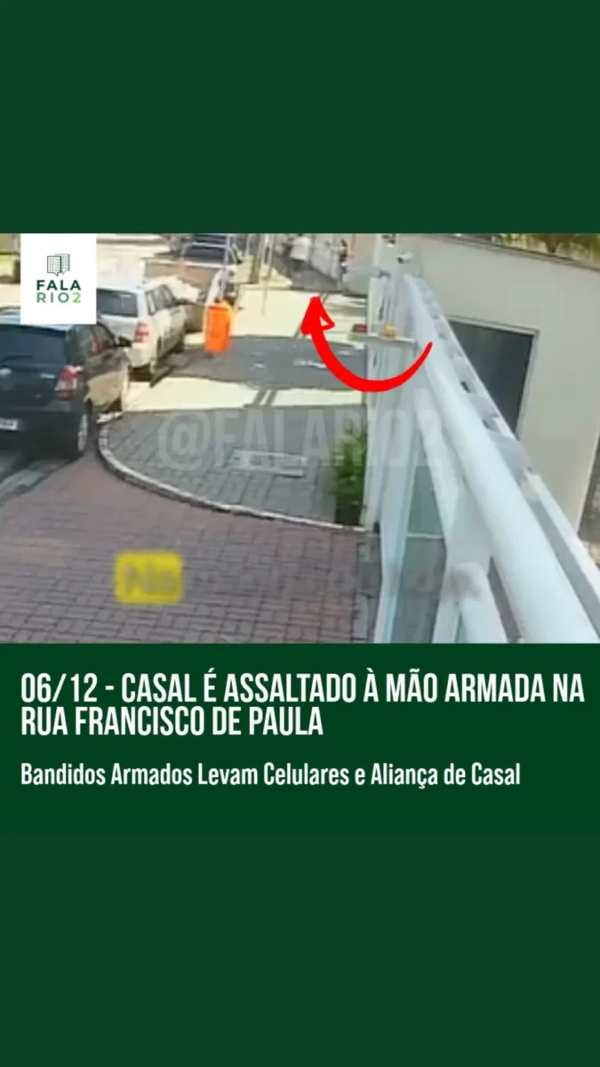 Na manhã de hoje, sexta-feira, às 9 da manhã, um casal foi vítima de um assalto à mão armada enquanto caminhava pela Rua
