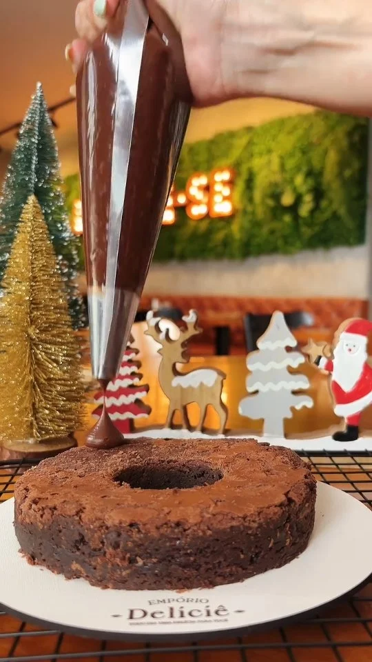 Recado da @padariaemporiodelicie para os vizinhos.