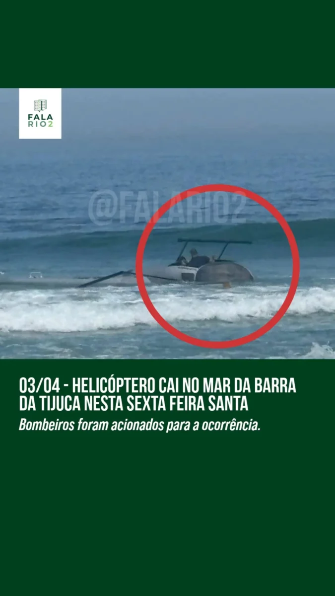 Um helicóptero caiu no mar da Praia da Barra da Tijuca, entre os postos 3 e 4, na manhã desta sexta-feira (3/04).